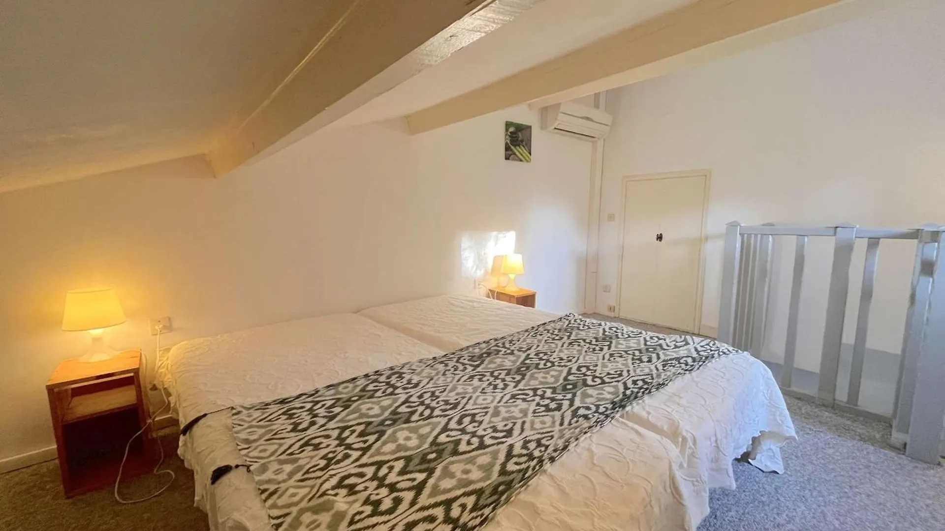 Studio Mezzanine Avec Jardin Privatif, Parking Et Clim - Saint-Raphael - Fr-1-226A-81 0*, Saint-Raphael (Var) France